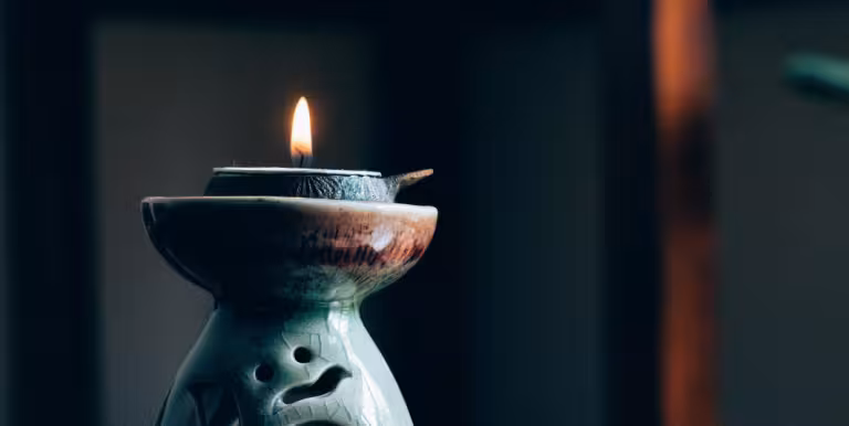Candle ritual for better sleep mindfulness yoflaminga